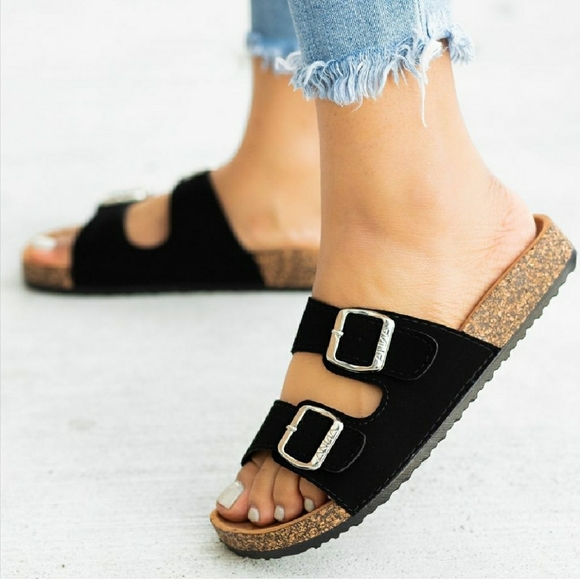 Stay home /Black 🖤 - Picture 2 of 5